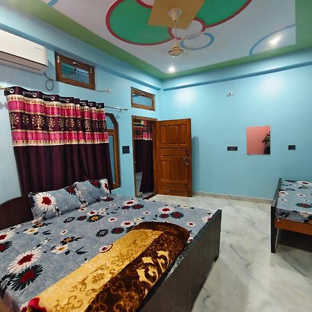 Chandrika Palace 500 Meter From Ayodhya Railway And Ram Mandir Exterior photo